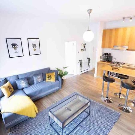 Lovely 2 Bedroom Apartment In Chelsea Sw3 London Exteriör bild